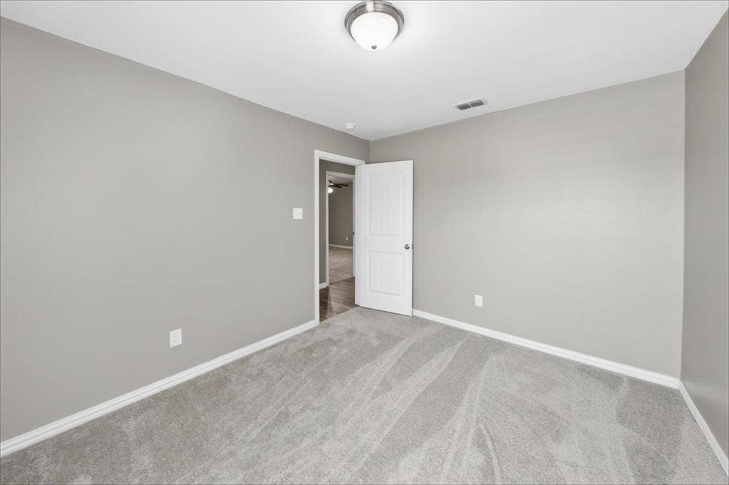 733 River Hill Lane, Fort Worth, TX 76114 733 River Hill Lane, Fort Worth, TX 76114