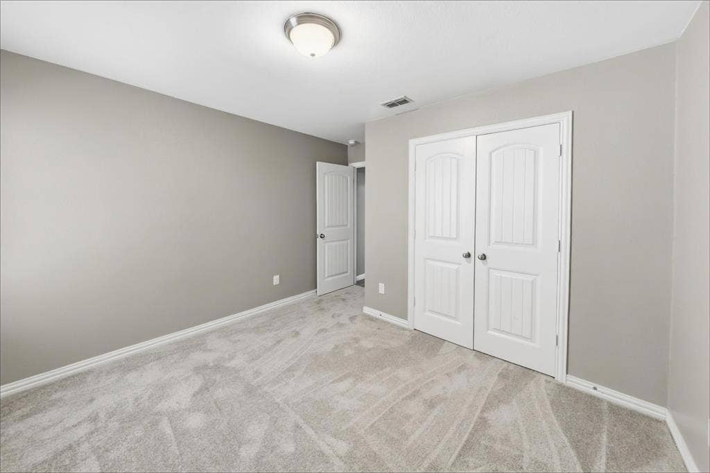 733 River Hill Lane, Fort Worth, TX 76114 733 River Hill Lane, Fort Worth, TX 76114