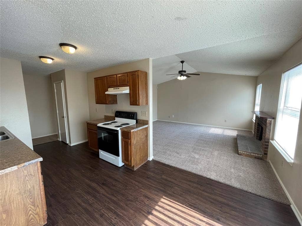 1204 Ross Lane, Seagoville, TX 75159