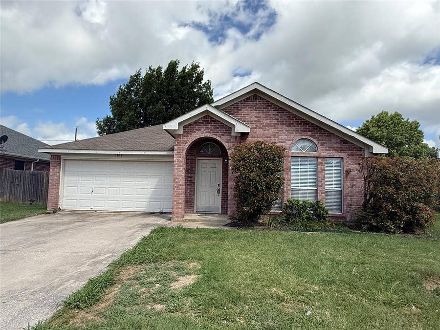 Property photo for 1142 Margie Street, Burleson, TX