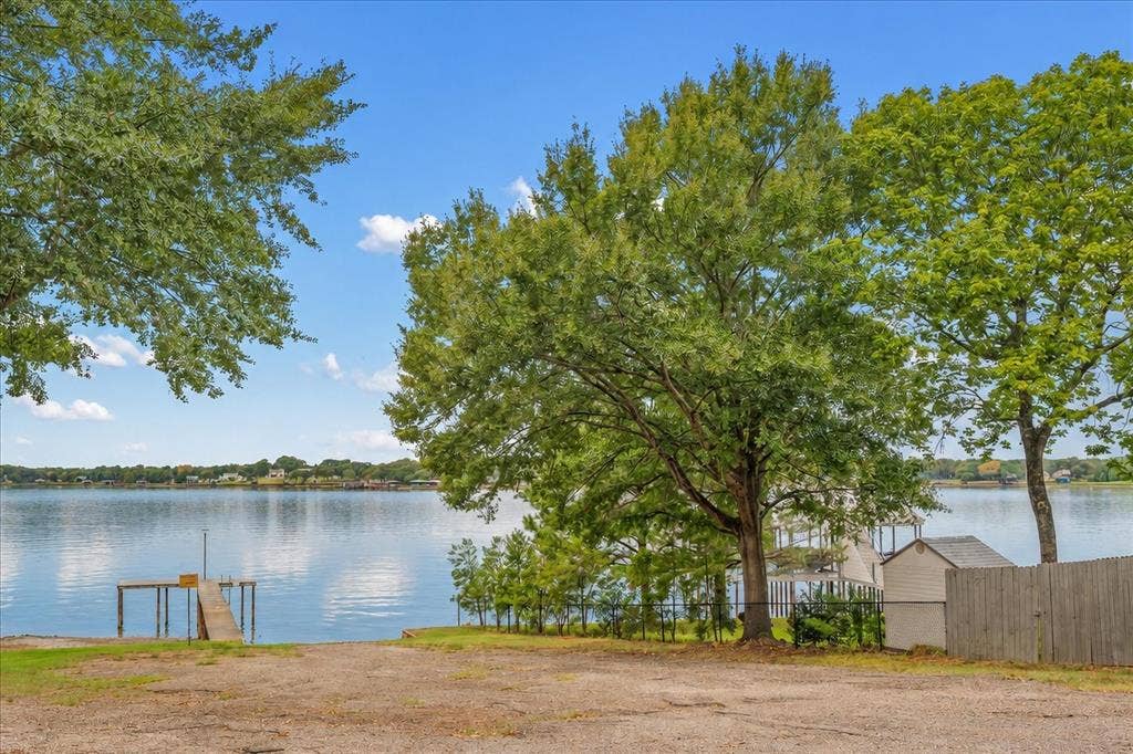 5650 Point Lavista, Malakoff, TX 75148 5650 Point Lavista, Malakoff, TX 75148