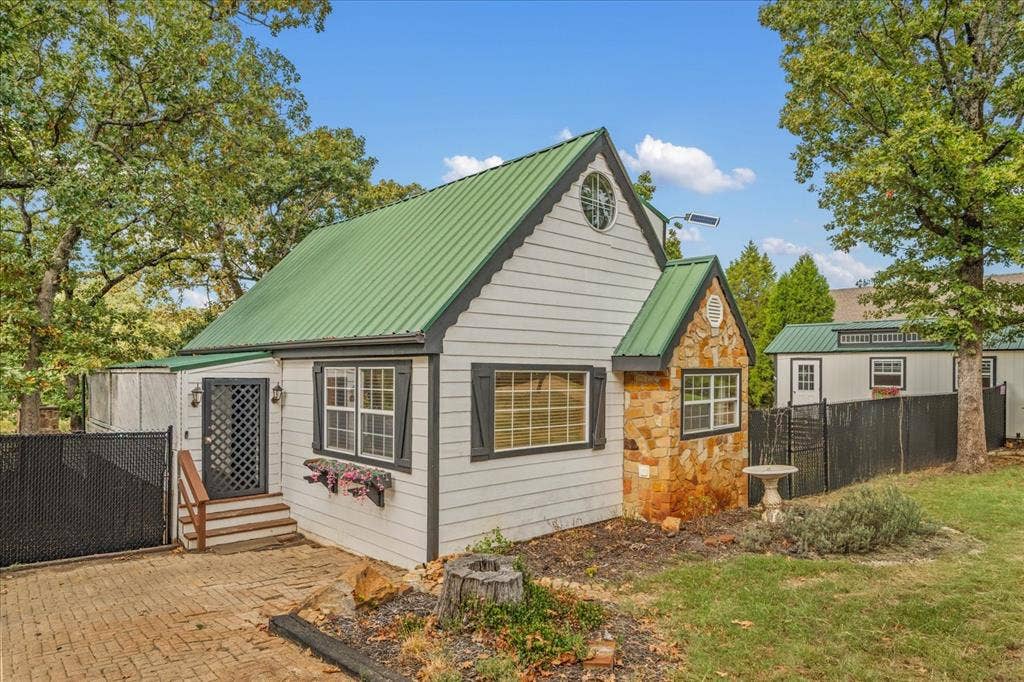 5650 Point Lavista, Malakoff, TX 75148 5650 Point Lavista, Malakoff, TX 75148