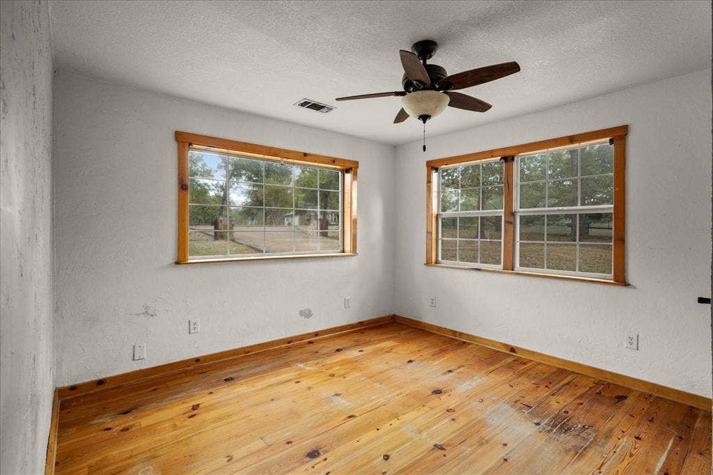 5650 Point Lavista, Malakoff, TX 75148 5650 Point Lavista, Malakoff, TX 75148