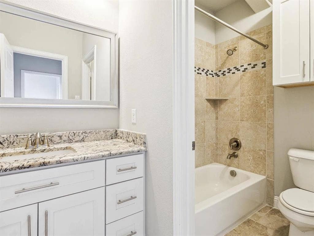 4820 Pasadena Drive, Plano, TX 75024 4820 Pasadena Drive, Plano, TX 75024