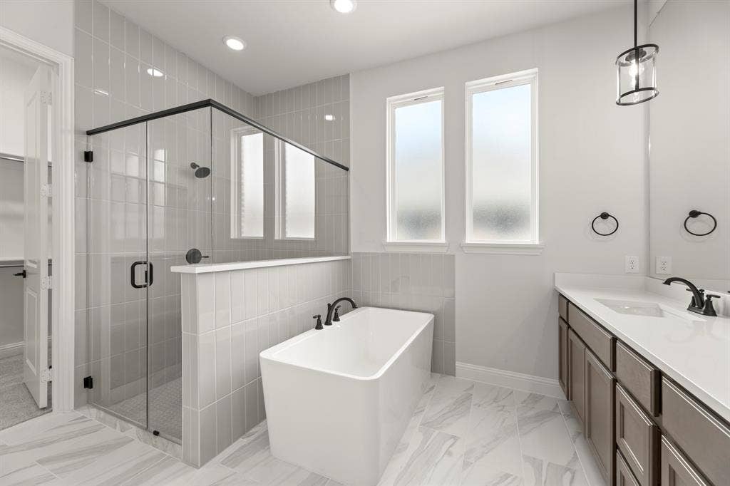 2129 Wickersham Road, Rockwall, TX 75087 17. 2129 Wickersham - Bath