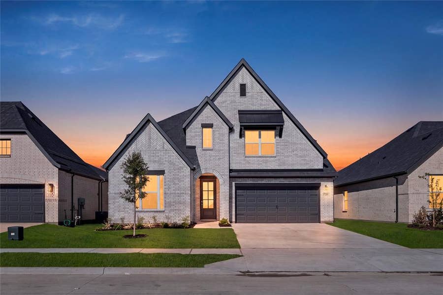Property photo for 17208 Oxborough Drive, Fort Worth, TX