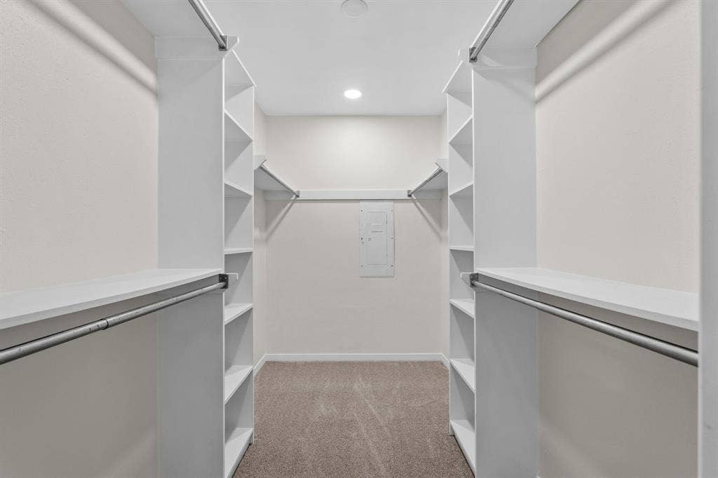 6530 Southpoint Drive, Dallas, TX 75248