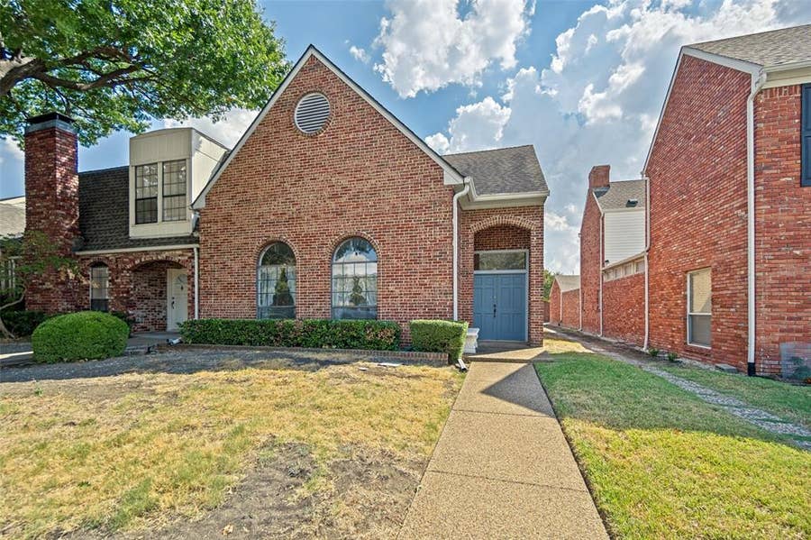 Property photo for 6928 Clearhaven Drive, Dallas, TX