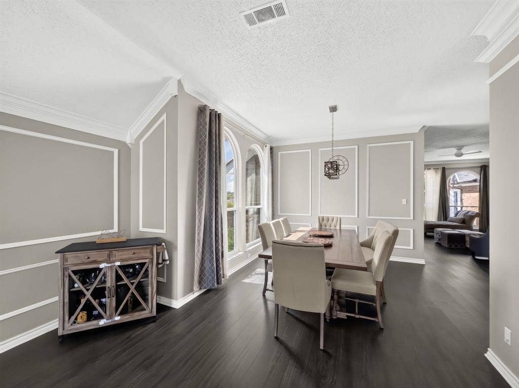 8304 Crystalwood Drive, Dallas, TX 75249 8304 Crystalwood Drive, Dallas, TX 75249