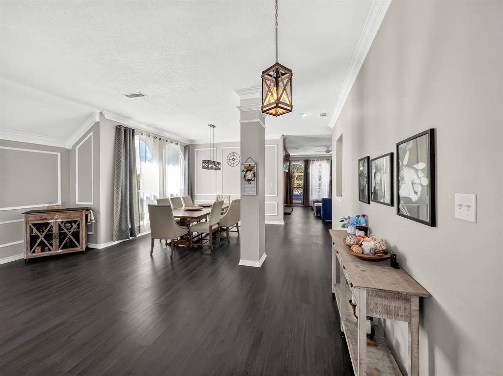 8304 Crystalwood Drive, Dallas, TX 75249 8304 Crystalwood Drive, Dallas, TX 75249