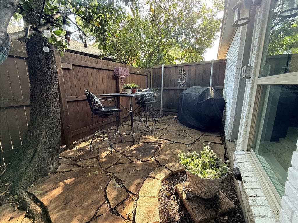 3220 Bandolino Lane, Plano, TX 75075 well-planned area for grilling and relaxing