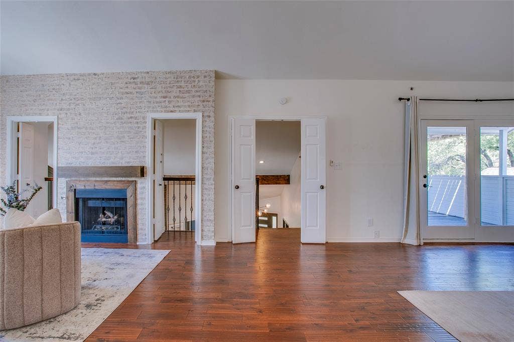 3228 San Jacinto Street, Dallas, TX 75204 3228 San Jacinto Street, Dallas, TX 75204