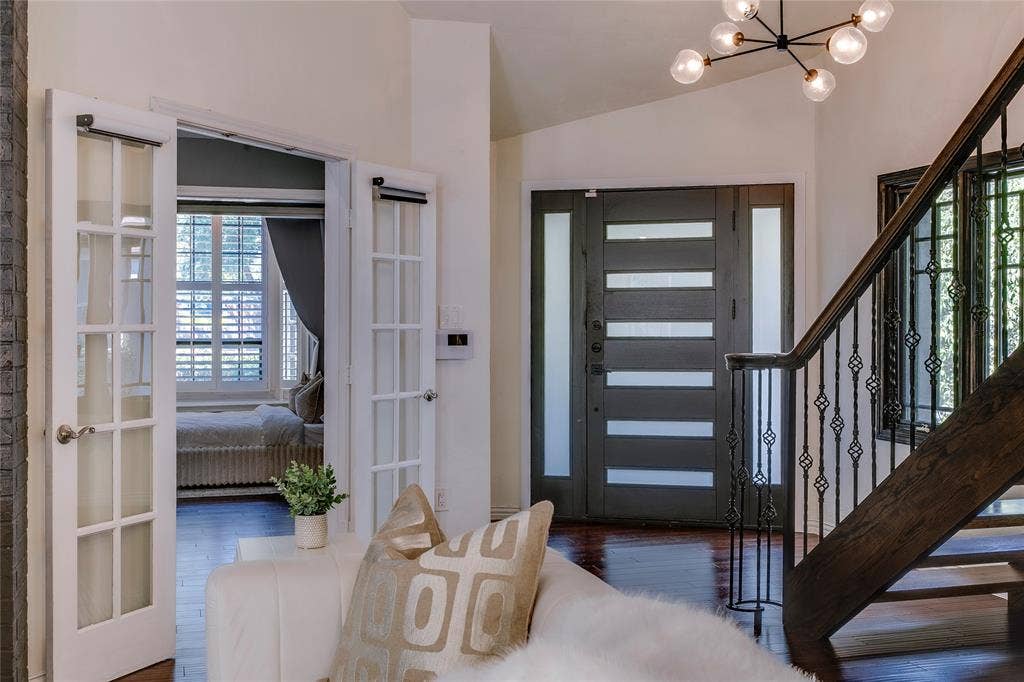 3228 San Jacinto Street, Dallas, TX 75204 3228 San Jacinto Street, Dallas, TX 75204