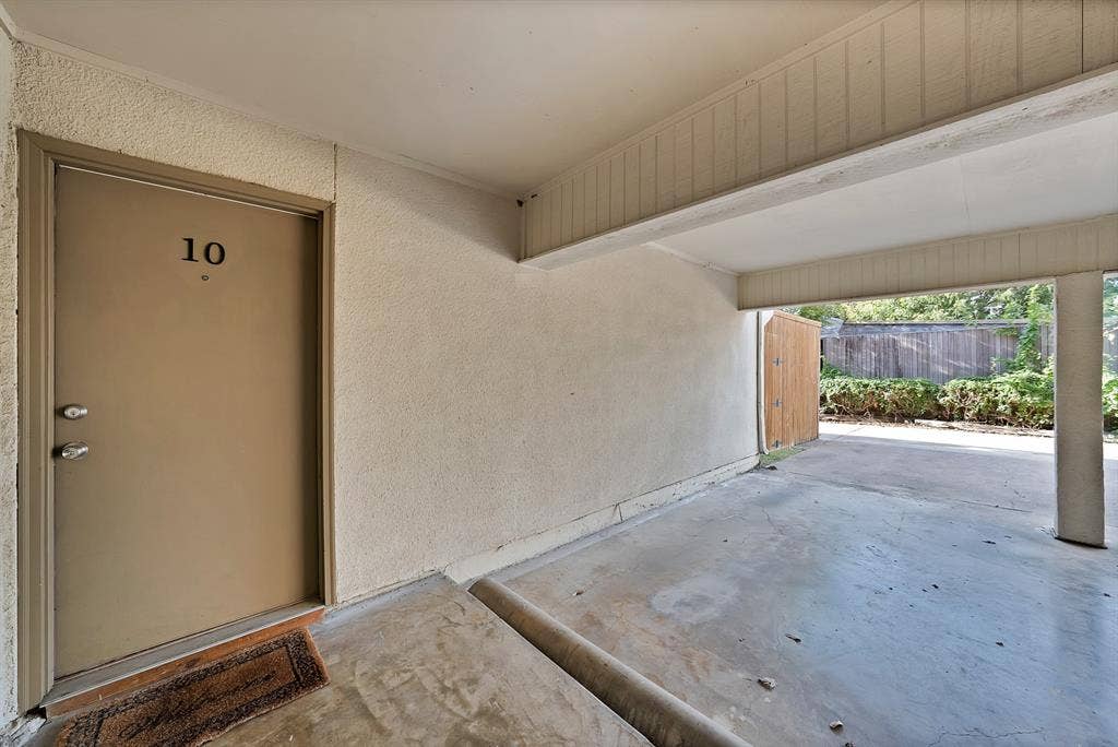 4003 Gilbert Avenue, #10, Dallas, TX 75219 4003 Gilbert Avenue, #10, Dallas, TX 75219
