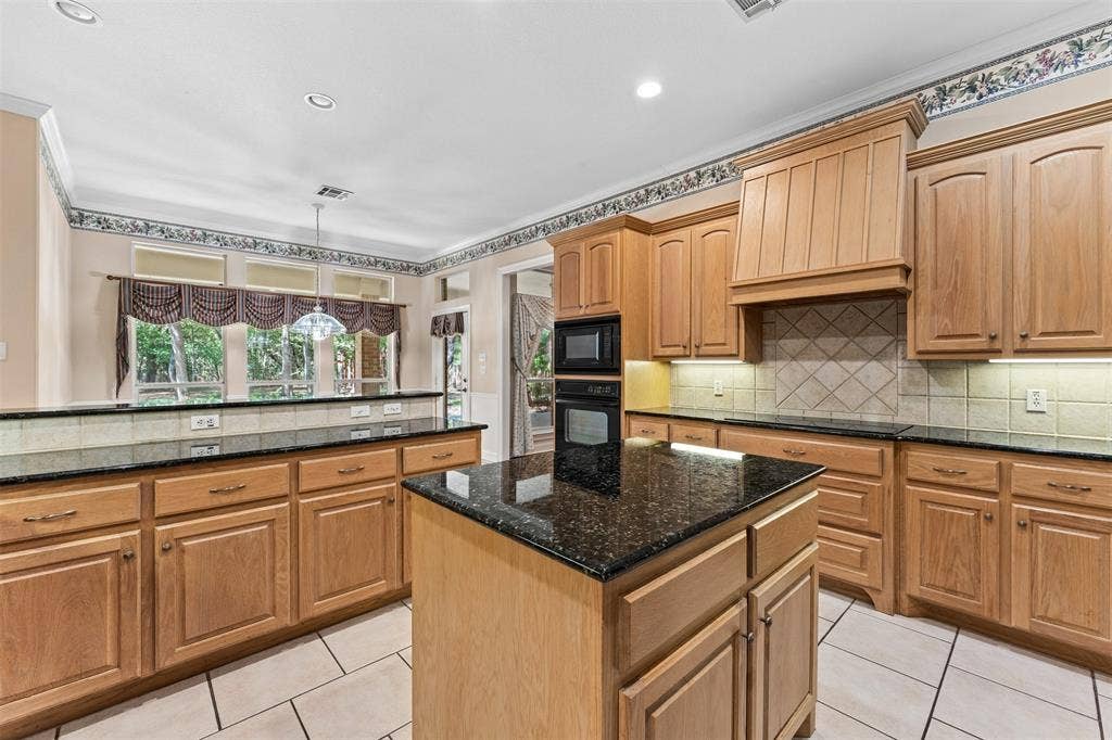 235 Settlers Creek Trail, Woodway, TX 76712 235 Settlers Creek Trail, Woodway, TX 76712