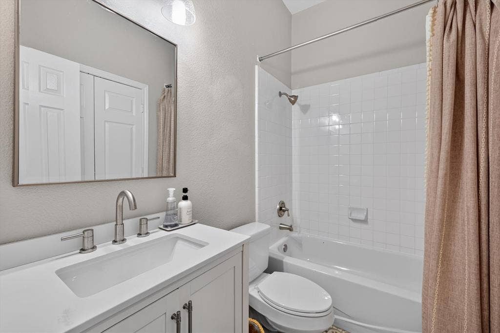 2503 Windgate Lane, Frisco, TX 75033 2503 Windgate Lane, Frisco, TX 75033