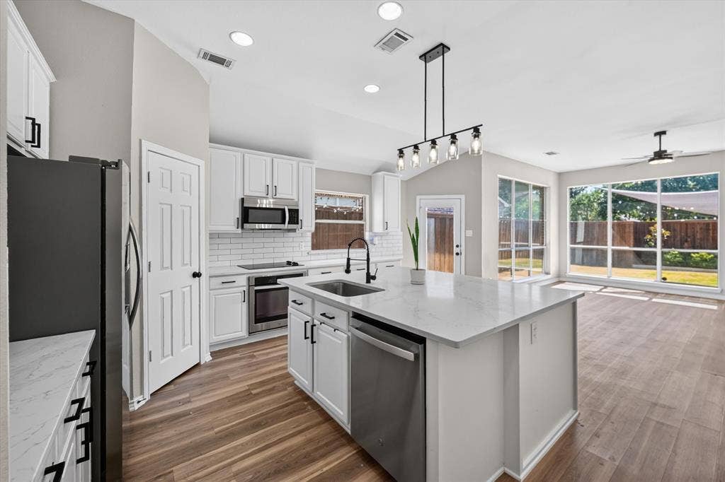 2503 Windgate Lane, Frisco, TX 75033 2503 Windgate Lane, Frisco, TX 75033