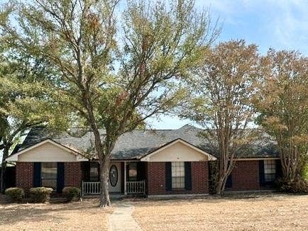 Property photo for 503 Pin Oak Drive, Terrell, TX