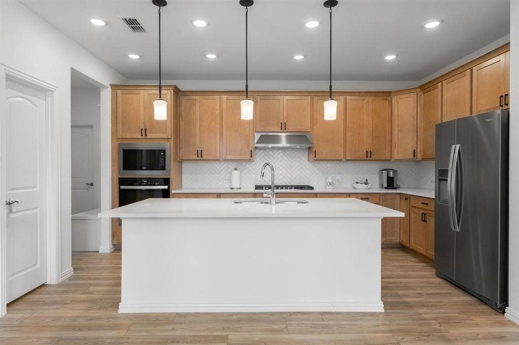 3600 Cadogan Street, McKinney, TX 75071 3600 Cadogan Street, McKinney, TX 75071
