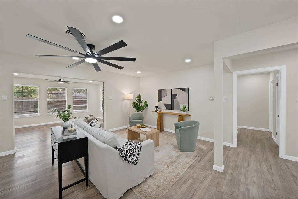 1715 Bradford Drive, Arlington, TX 76010 1715 Bradford Drive, Arlington, TX 76010