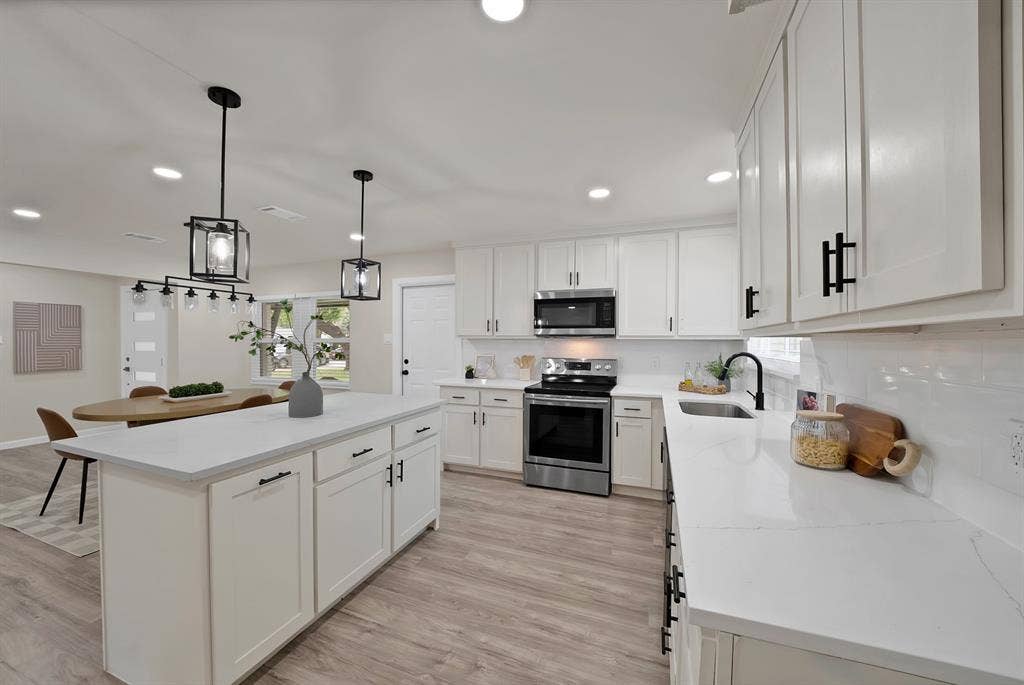 1715 Bradford Drive, Arlington, TX 76010 1715 Bradford Drive, Arlington, TX 76010