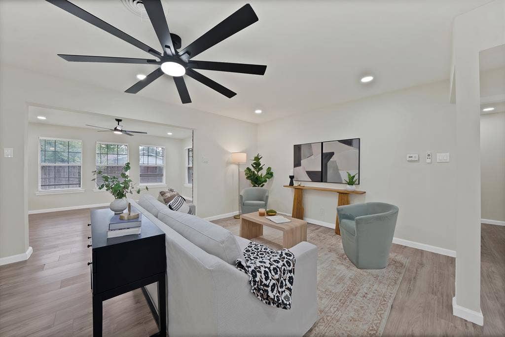 1715 Bradford Drive, Arlington, TX 76010 1715 Bradford Drive, Arlington, TX 76010
