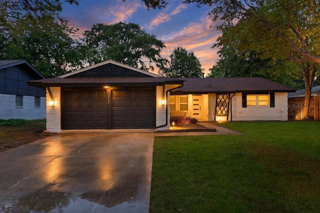 1715 Bradford Drive, Arlington, TX 76010 1715 Bradford Drive, Arlington, TX 76010