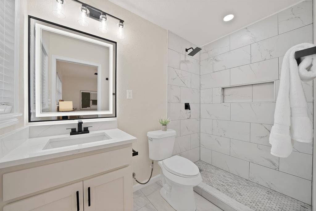 1715 Bradford Drive, Arlington, TX 76010 1715 Bradford Drive, Arlington, TX 76010