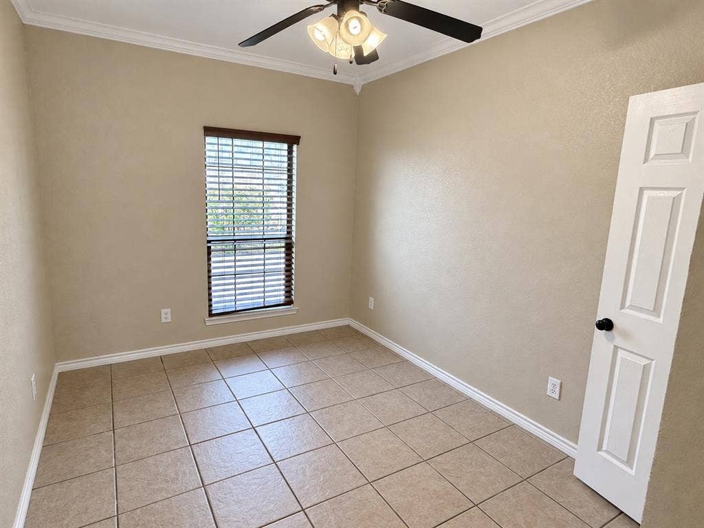 221 Gurley Lane, Waco, TX 76706 221 Gurley Lane, Waco, TX 76706