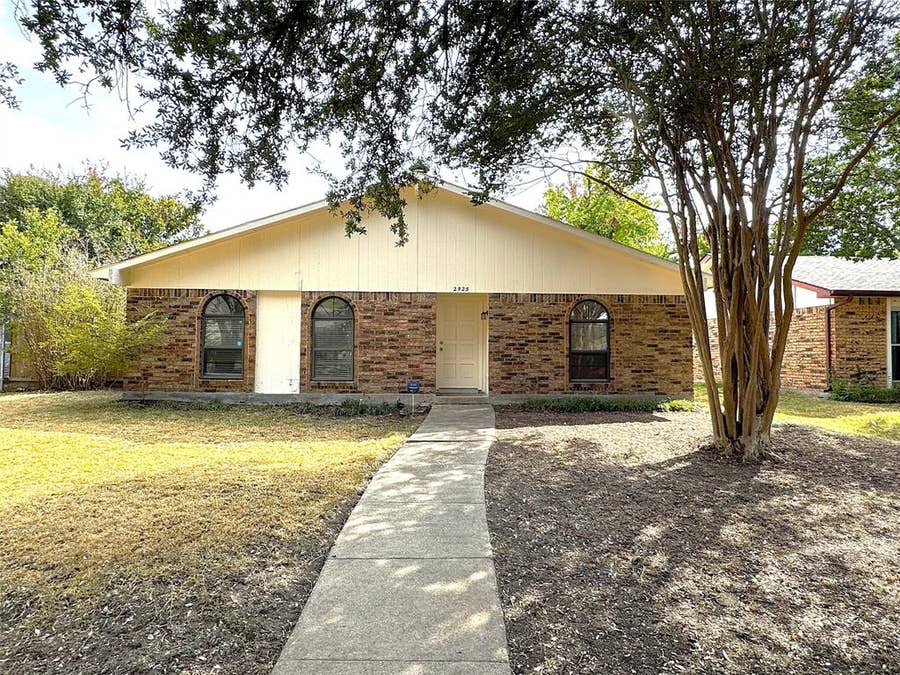 Property photo for 2525 Norway Drive, Garland, TX