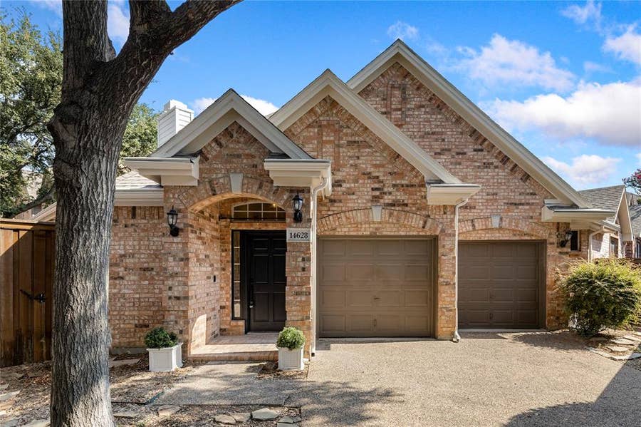 Property photo for 14628 Flanders Court, Addison, TX
