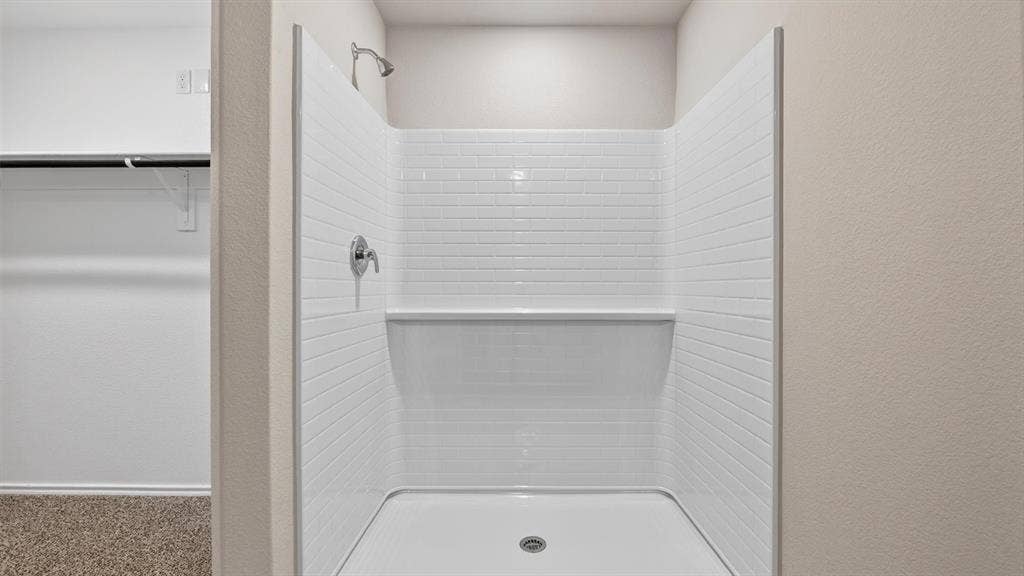 516 BABBLING BROOK Drive, Denton, TX 76259