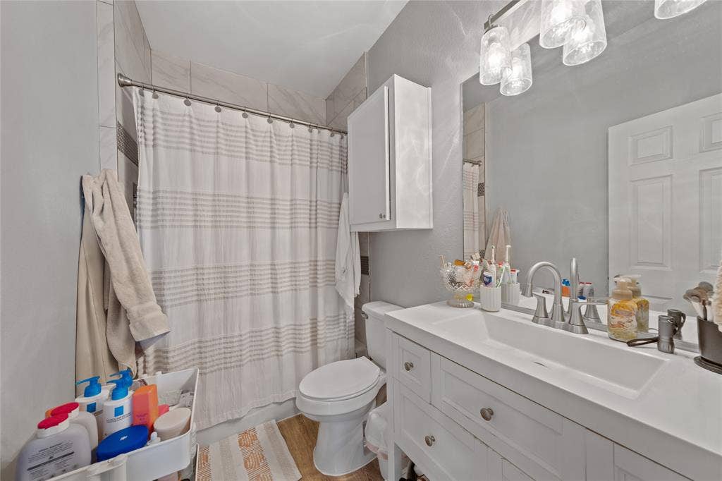 1303 James Avenue, Waco, TX 76706 1303 James Avenue, Waco, TX 76706