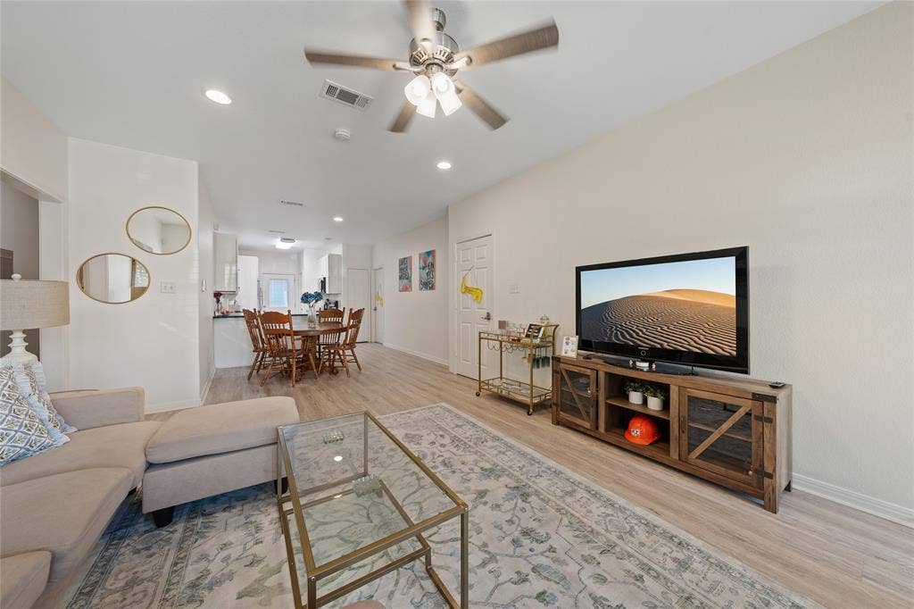 1303 James Avenue, Waco, TX 76706 1303 James Avenue, Waco, TX 76706