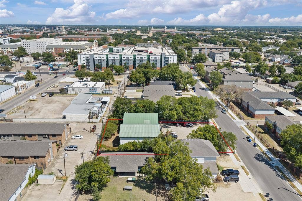 1303 James Avenue, Waco, TX 76706 1303 James Avenue, Waco, TX 76706