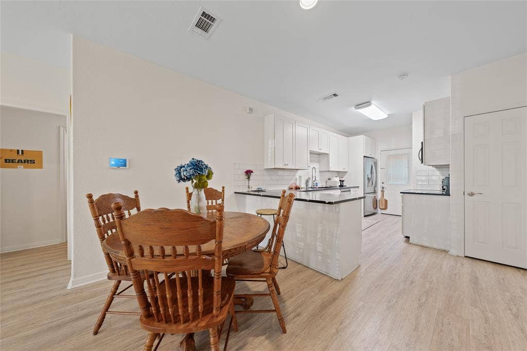 1303 James Avenue, Waco, TX 76706 1303 James Avenue, Waco, TX 76706