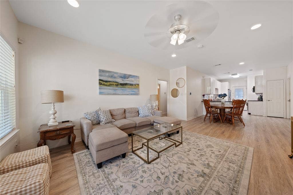 1303 James Avenue, Waco, TX 76706 1303 James Avenue, Waco, TX 76706