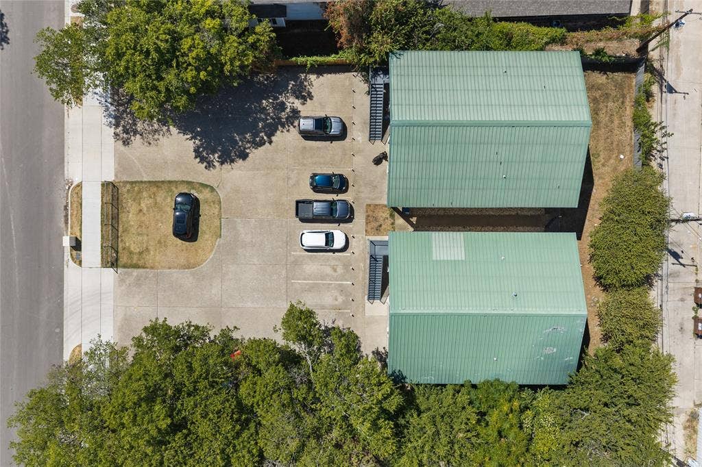 1303 James Avenue, Waco, TX 76706 1303 James Avenue, Waco, TX 76706