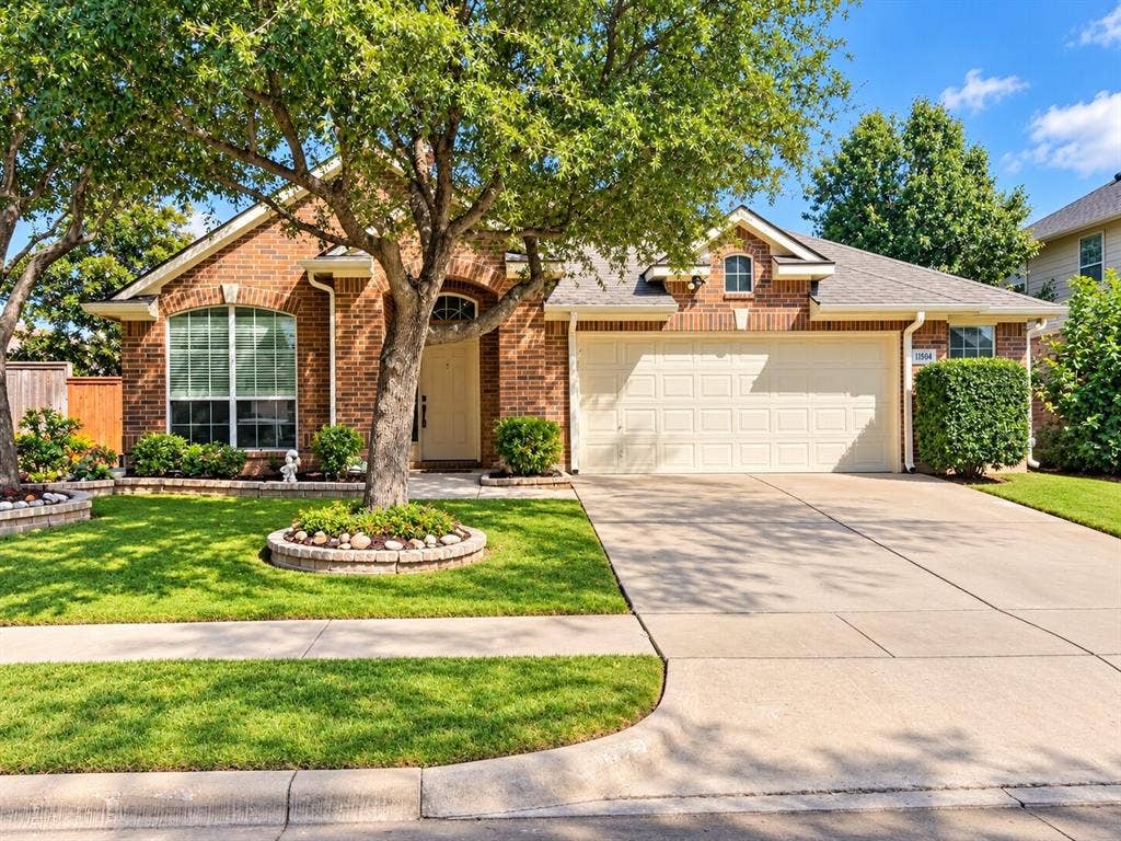 11504 Crystal Falls Drive, Fort Worth, TX 76244 11504 Crystal Falls Drive, Fort Worth, TX 76244