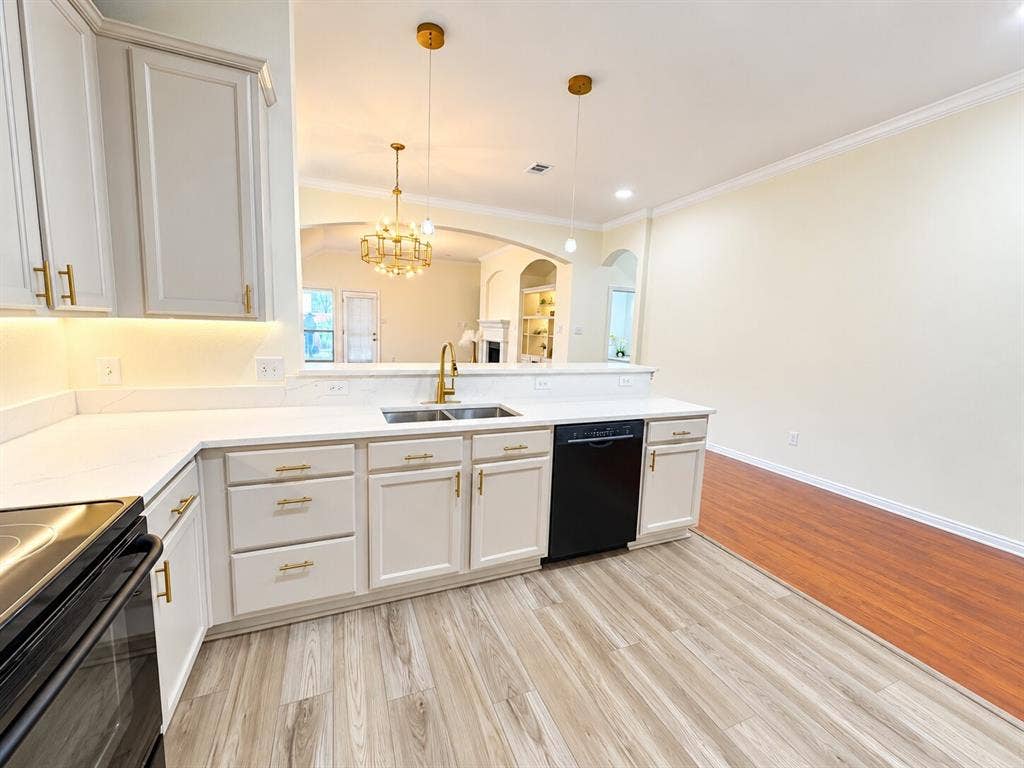 11504 Crystal Falls Drive, Fort Worth, TX 76244 11504 Crystal Falls Drive, Fort Worth, TX 76244
