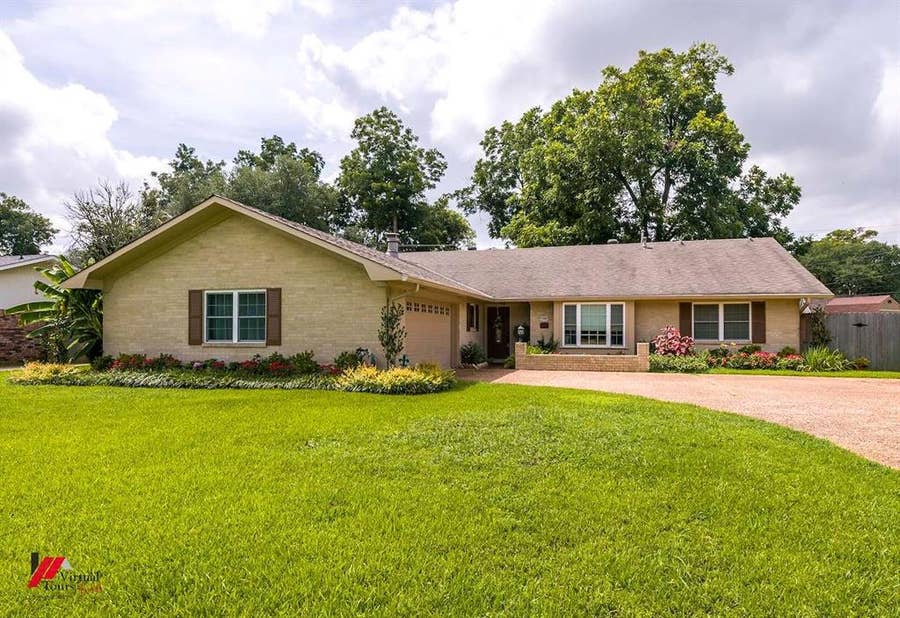 Property photo for 2304 Ashdown Drive, Bossier City, LA