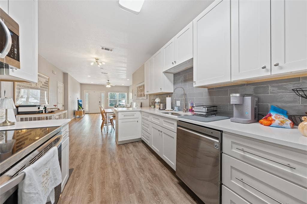 1301 James Avenue, Waco, TX 76706 1301 James Avenue, Waco, TX 76706