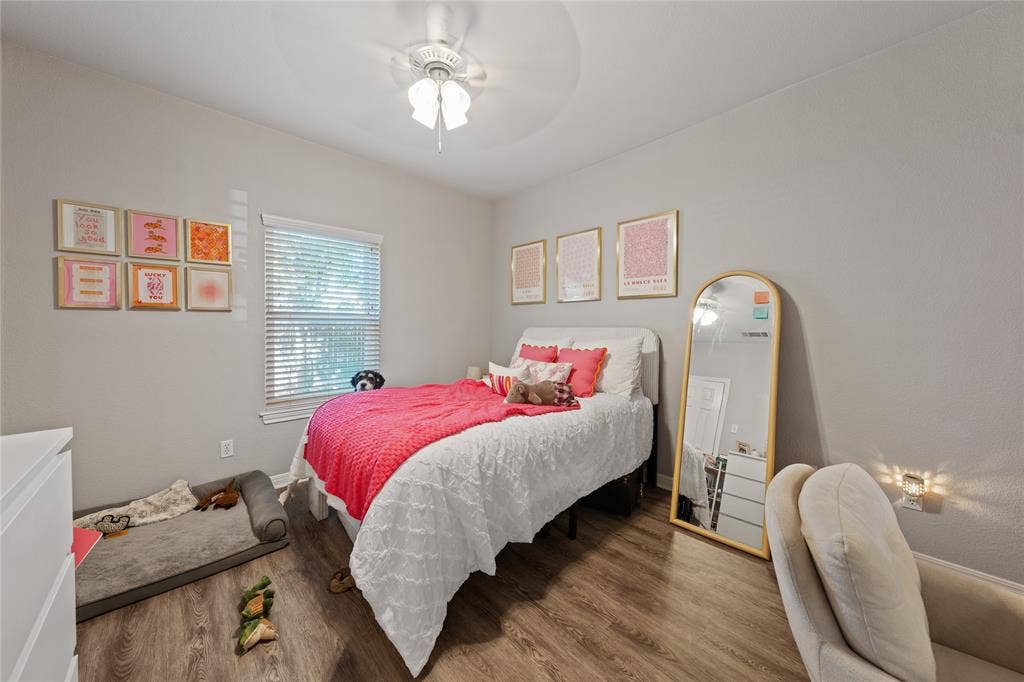 1301 James Avenue, Waco, TX 76706 1301 James Avenue, Waco, TX 76706