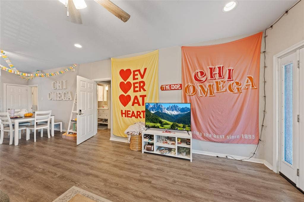 1301 James Avenue, Waco, TX 76706 1301 James Avenue, Waco, TX 76706