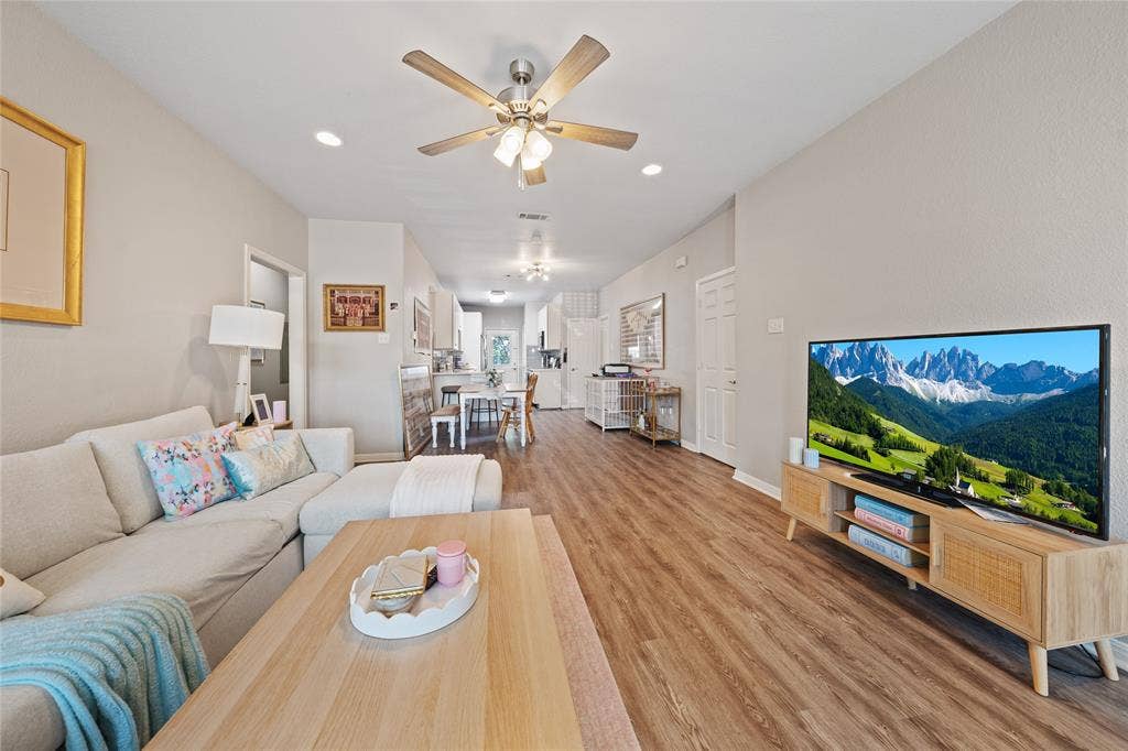 1301 James Avenue, Waco, TX 76706 1301 James Avenue, Waco, TX 76706