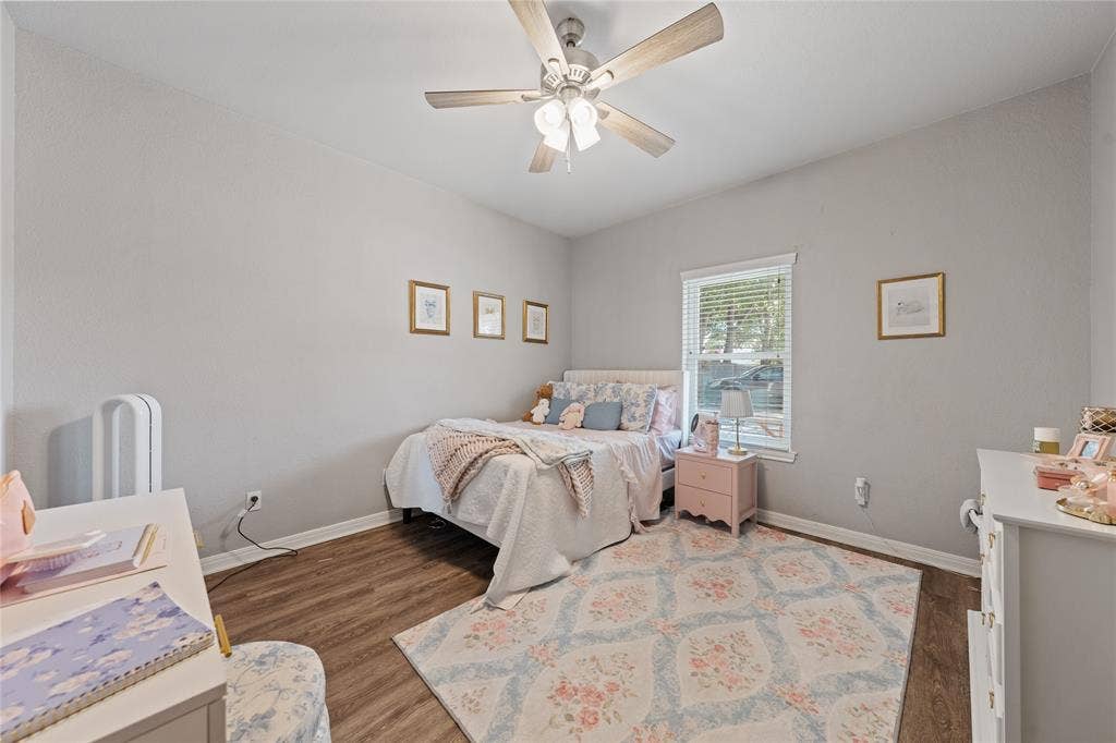 1301 James Avenue, Waco, TX 76706 1301 James Avenue, Waco, TX 76706
