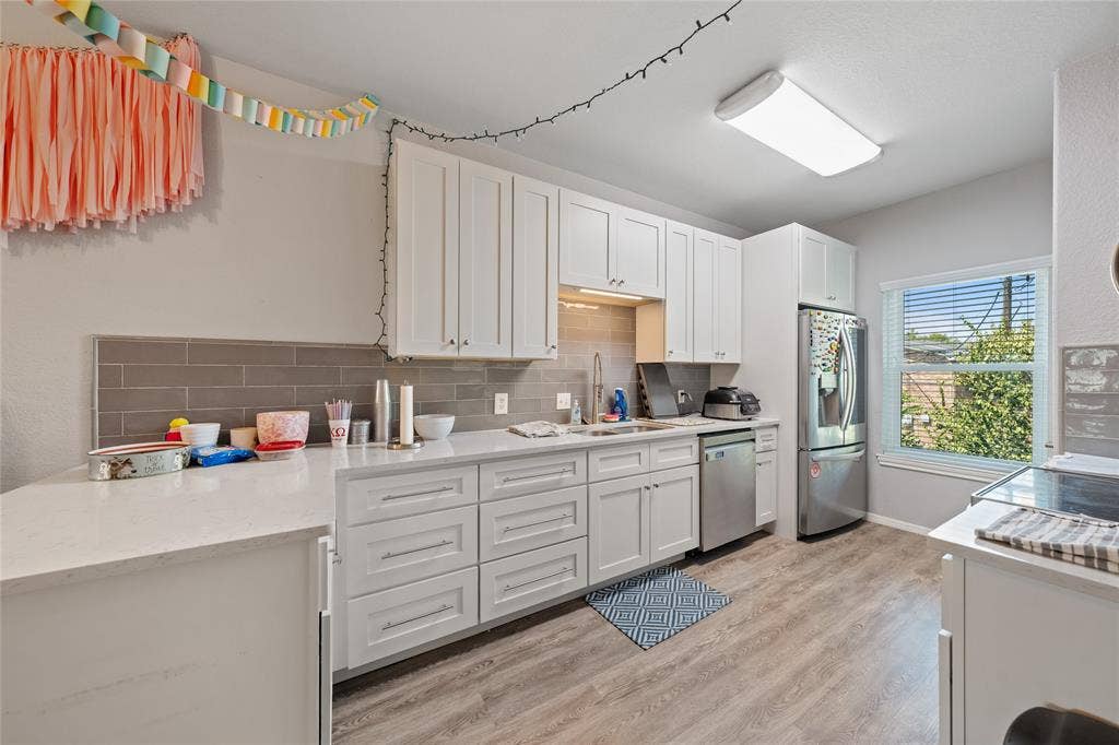 1301 James Avenue, Waco, TX 76706 1301 James Avenue, Waco, TX 76706