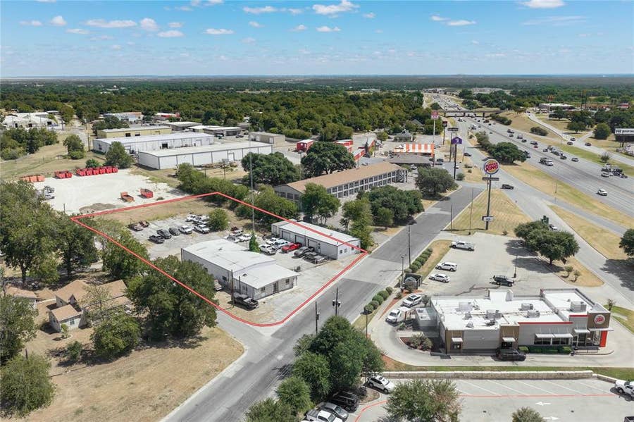 Property photo for 1000 E 2nd Avenue, Belton, TX