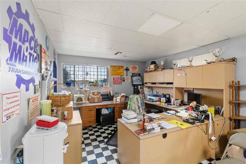 1000 E 2nd Avenue, Belton, TX 76513 1000 E 2nd Avenue, Belton, TX 76513