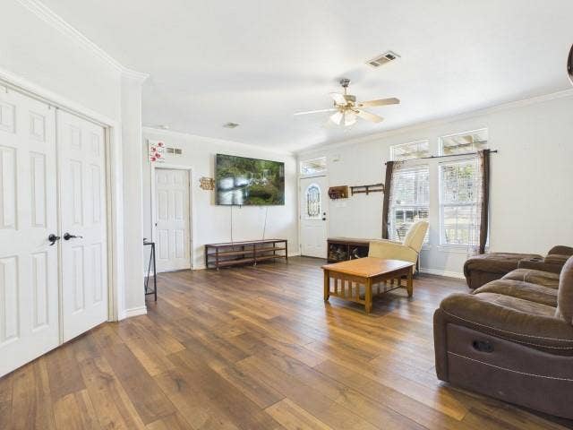 4801 CR 3923, Athens, TX 75752 4801 CR 3923, Athens, TX 75752